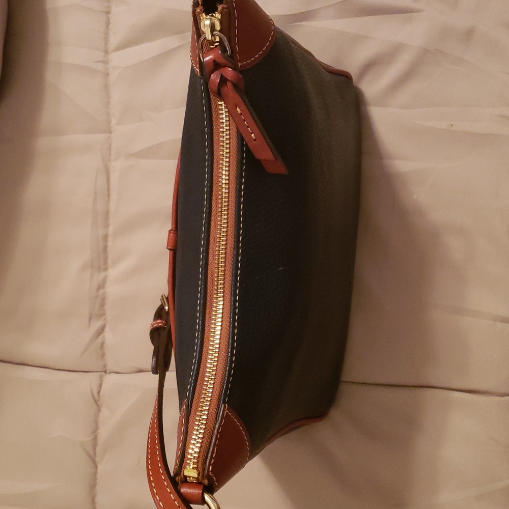 Dooney and Bourke Pebbled Leather Hobo Shoulder Bag Dark Navy Blue - Picture 3 of 9